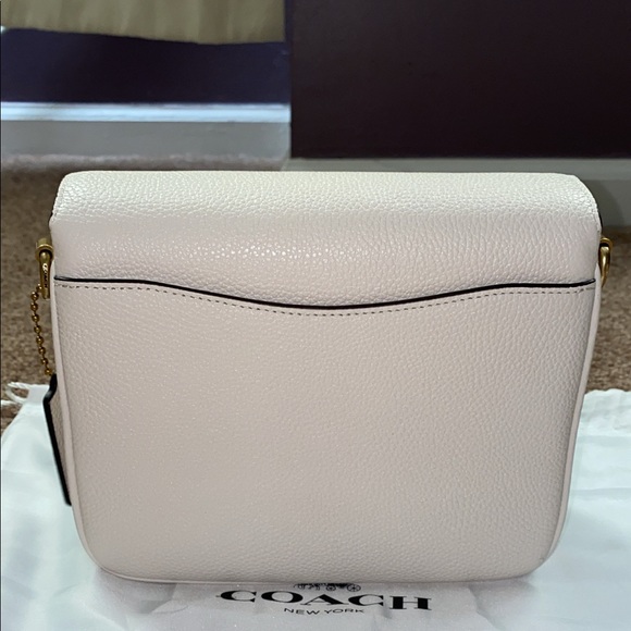 Coach Cassie 19 - Picture 13 of 14